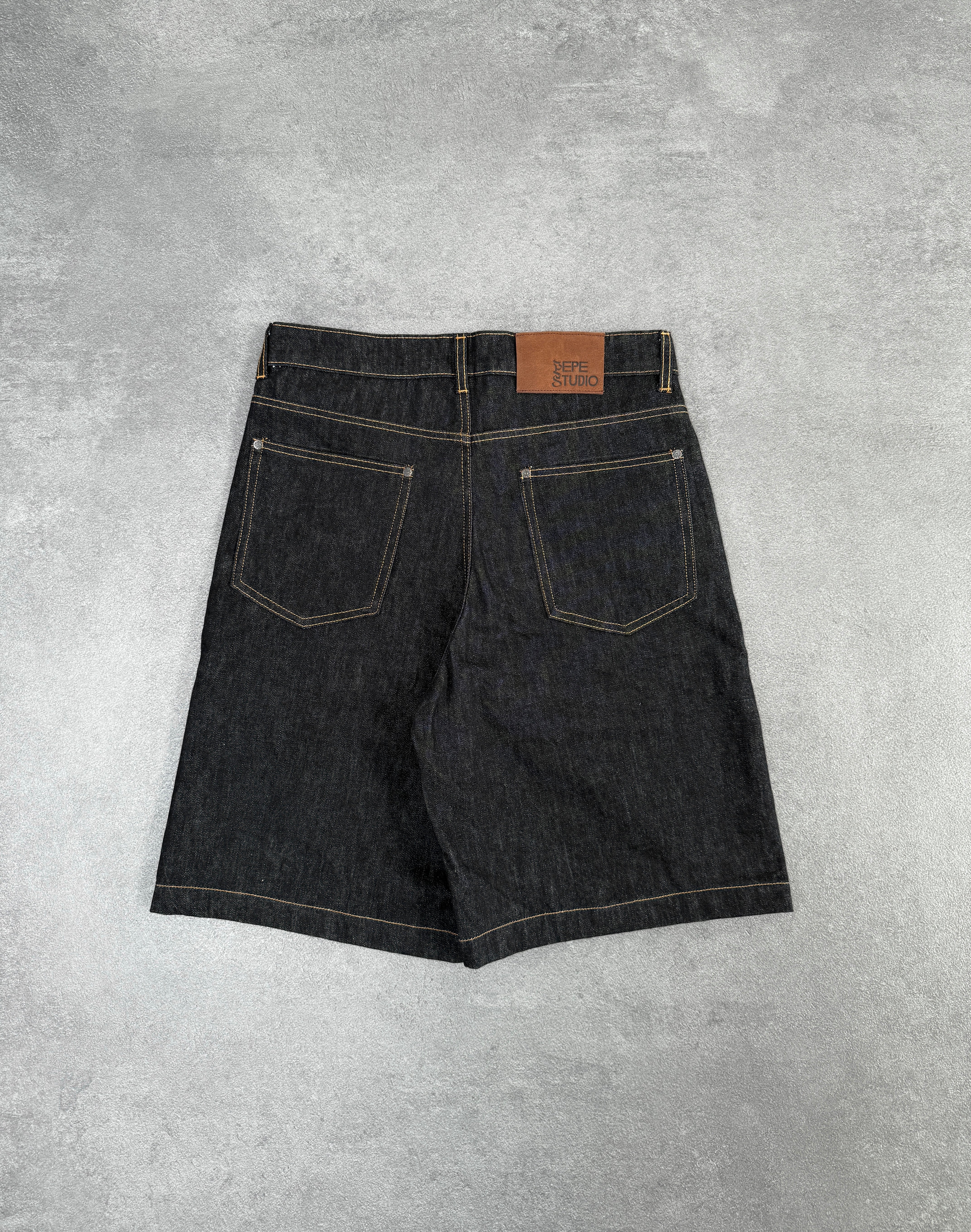 DARK RAW SELVEDGE SHORTS - Image 3