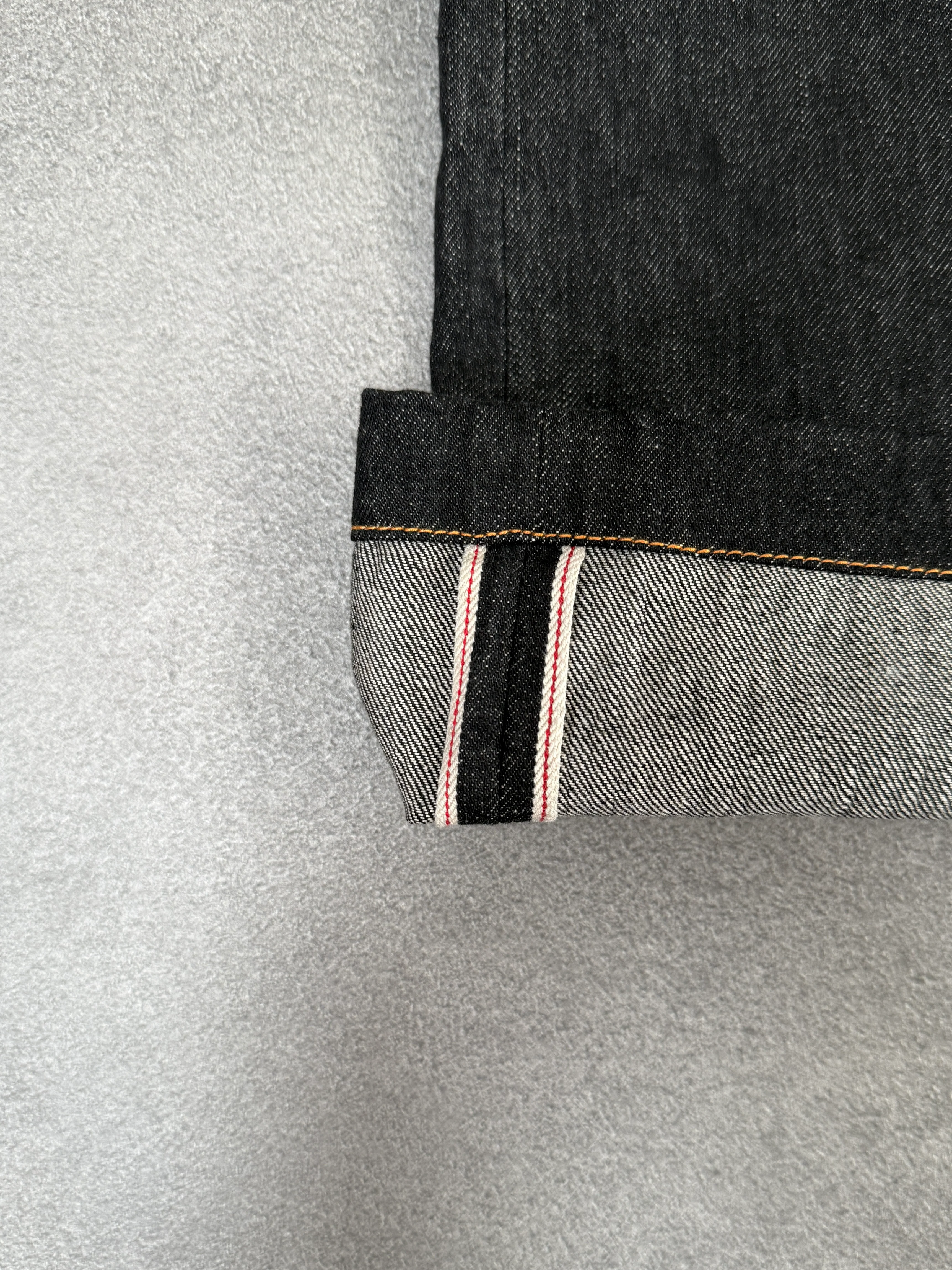 DARK RAW SELVEDGE SHORTS - Image 4